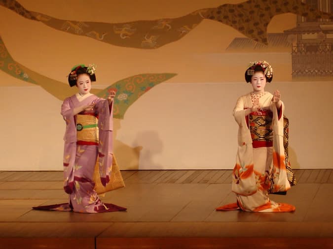 La danse en Asie : un art sacré