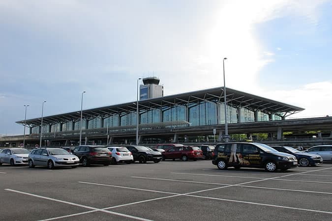 3 astuces pour réduire les coûts de stationnement à l'aéroport